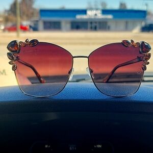 Fashion  sunnies